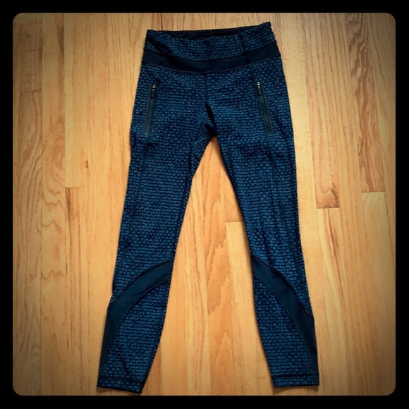 Lululemon Pants - Picture 1 of 9